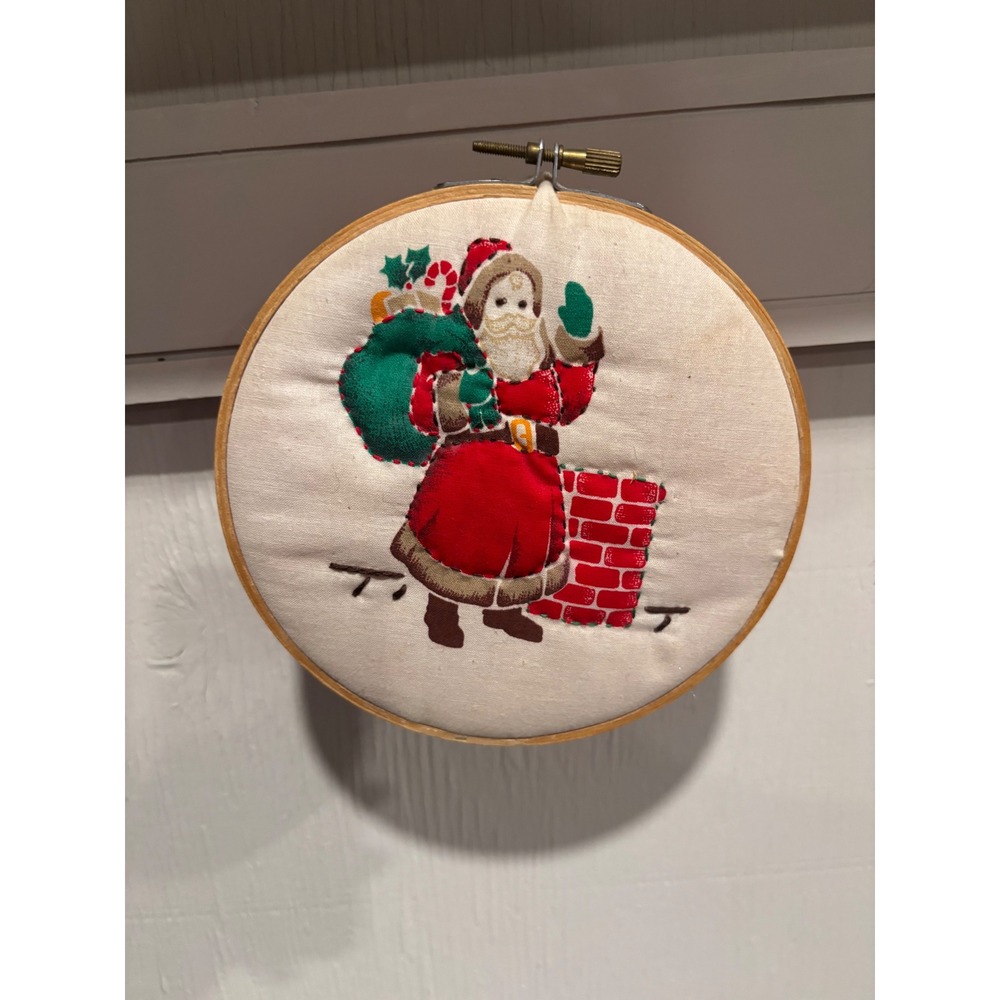 Vintage Handmade Santa Claus Embroidery Hoop Wall Hanging Christmas Decor 6 Inch